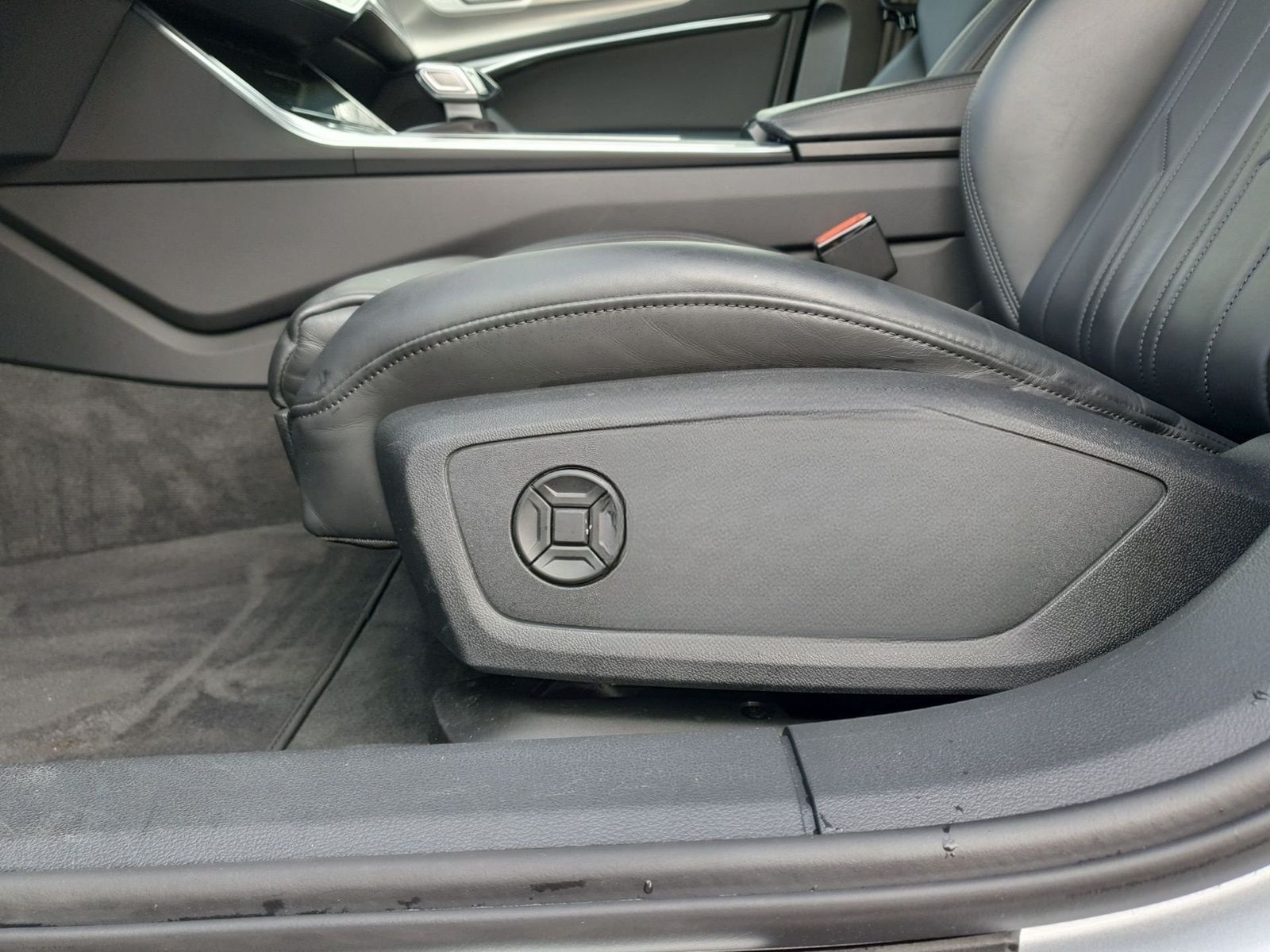 Audi A6 Avant sport *LEDER*KAMERA*APP CONNECT*LED* foto 8