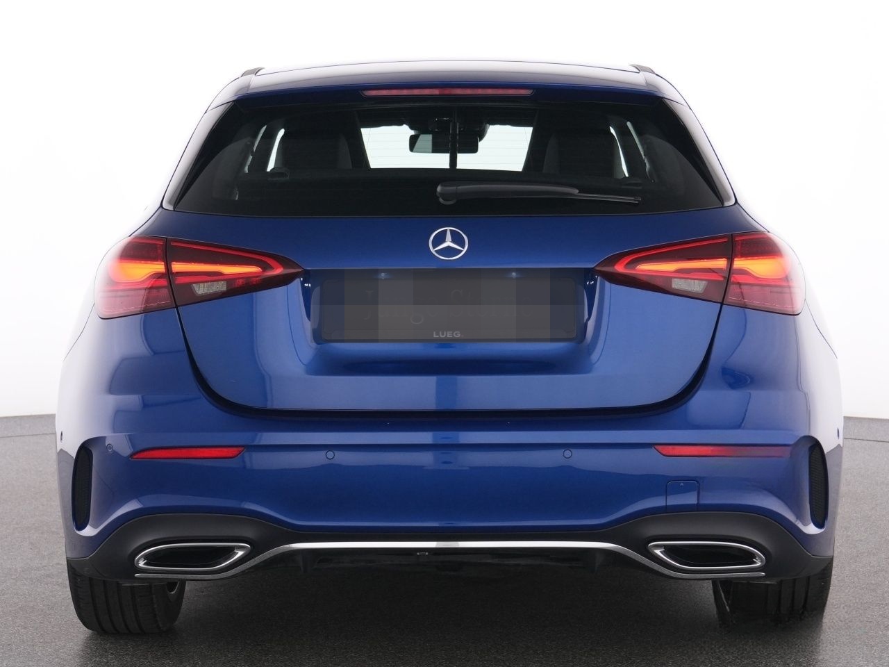 Mercedes-Benz A 180 d AMG+AHK+LED+Kamera+KeyGo+Ambi+PTS+SpurAs foto 16