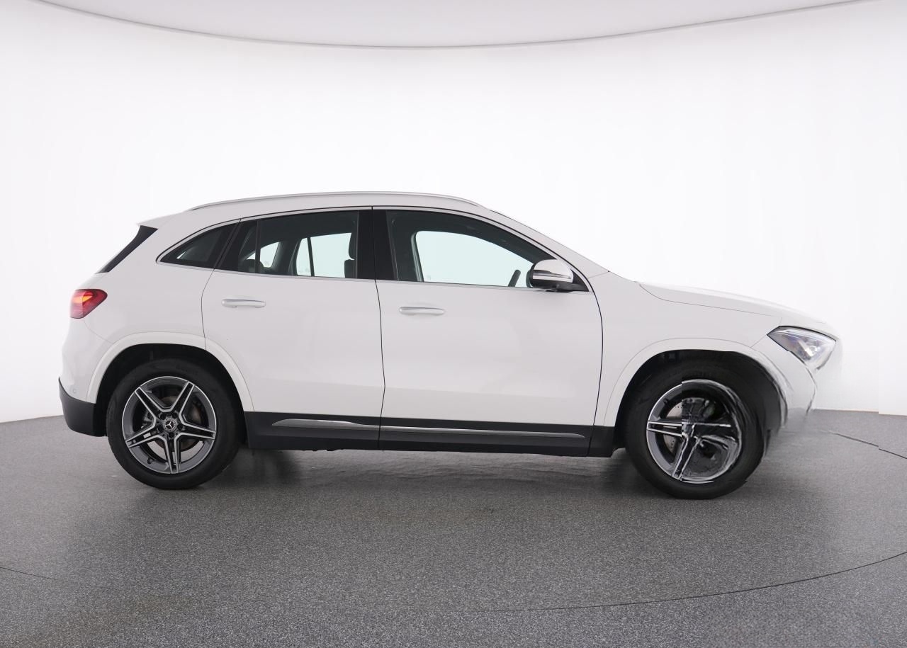 Mercedes-Benz GLA 180 AMG AMG+AHK+MBeam+KeyGo+360°+Totw+EHeck+ foto 12