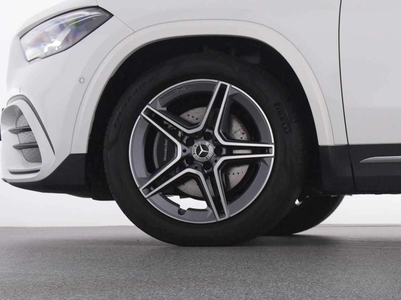Mercedes-Benz GLA 180 AMG AMG+AHK+MBeam+KeyGo+360°+Totw+EHeck+ foto 20