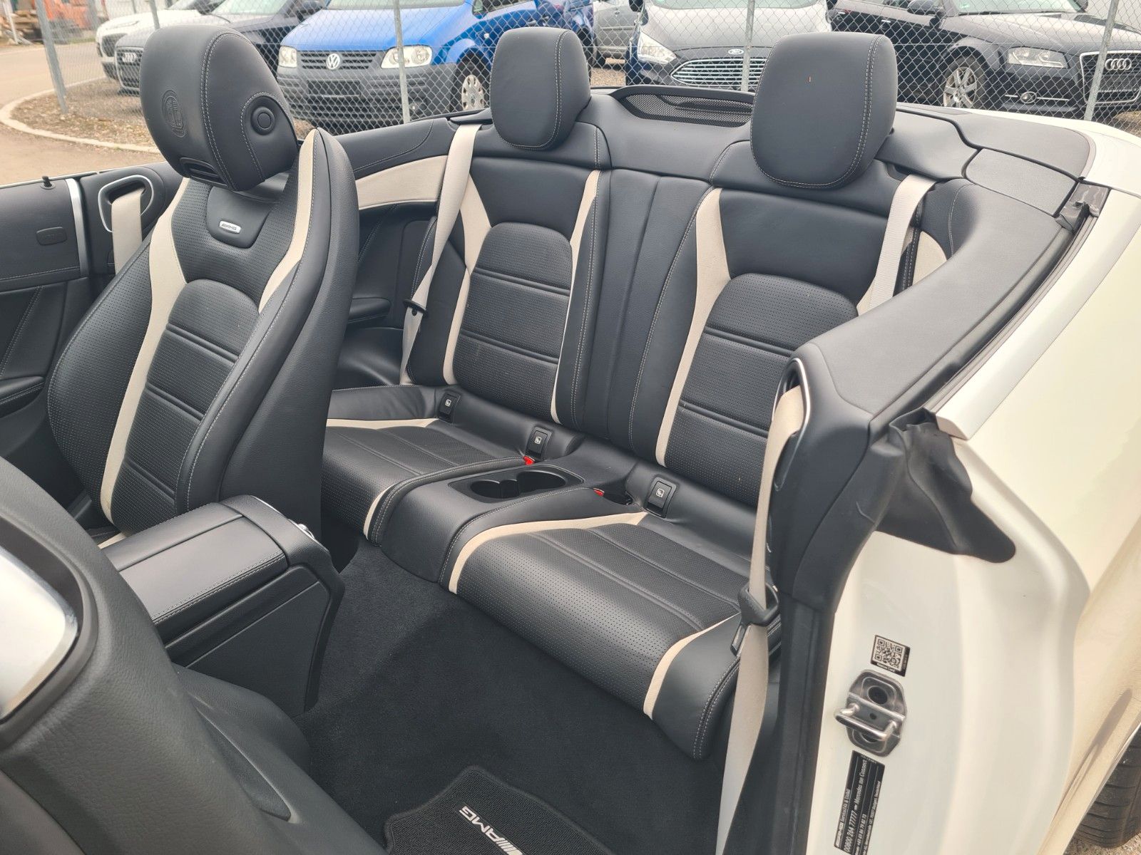 Mercedes-Benz C 63 S AMG Cabrio Burmester  VOLL! foto 16