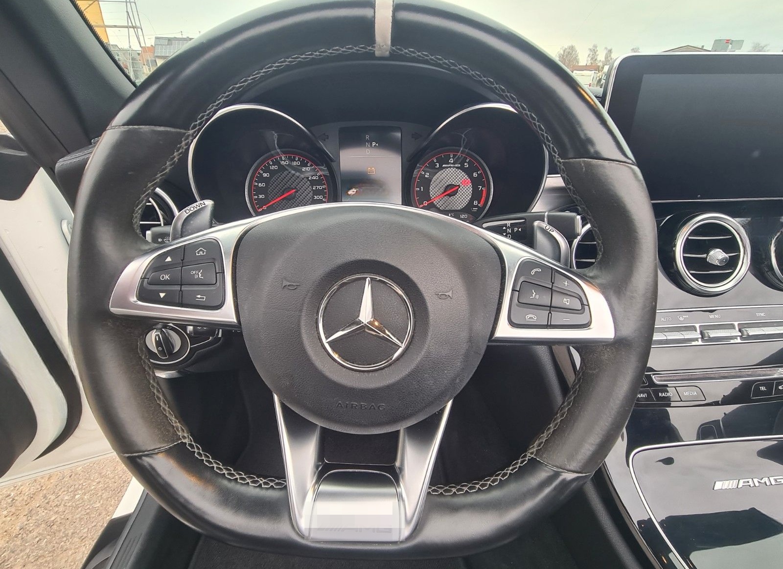 Mercedes-Benz C 63 S AMG Cabrio Burmester  VOLL! foto 20