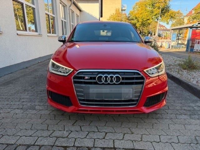 Audi S1 2.0 TFSI quattro Sportback foto 2