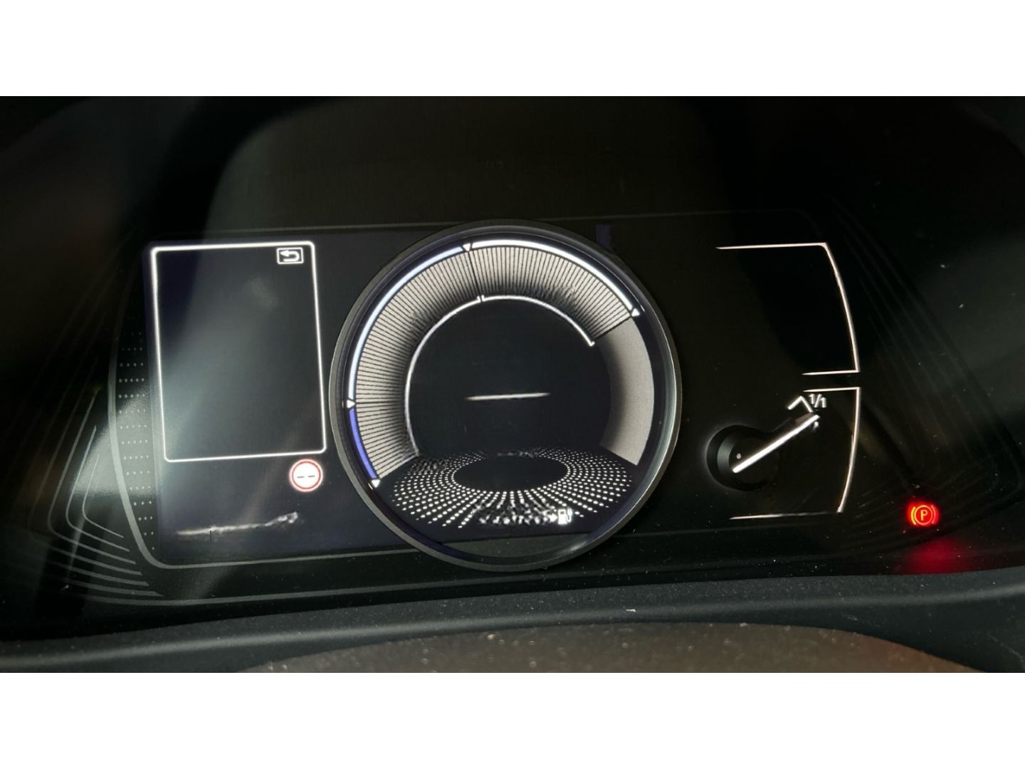 Lexus UX 300e Luxury Line 360 Grad Kamera Mark Levinso foto 8