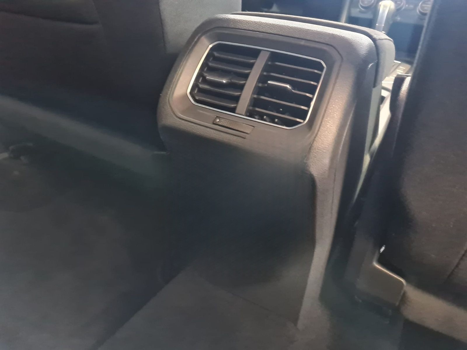 Volkswagen Tiguan Allspace Comfortline 4Motion / LED /NAVI/ foto 11