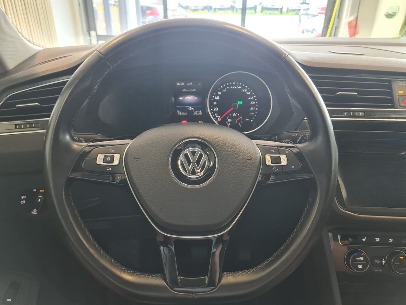 Volkswagen Tiguan Allspace Comfortline 4Motion / LED /NAVI/ foto 17