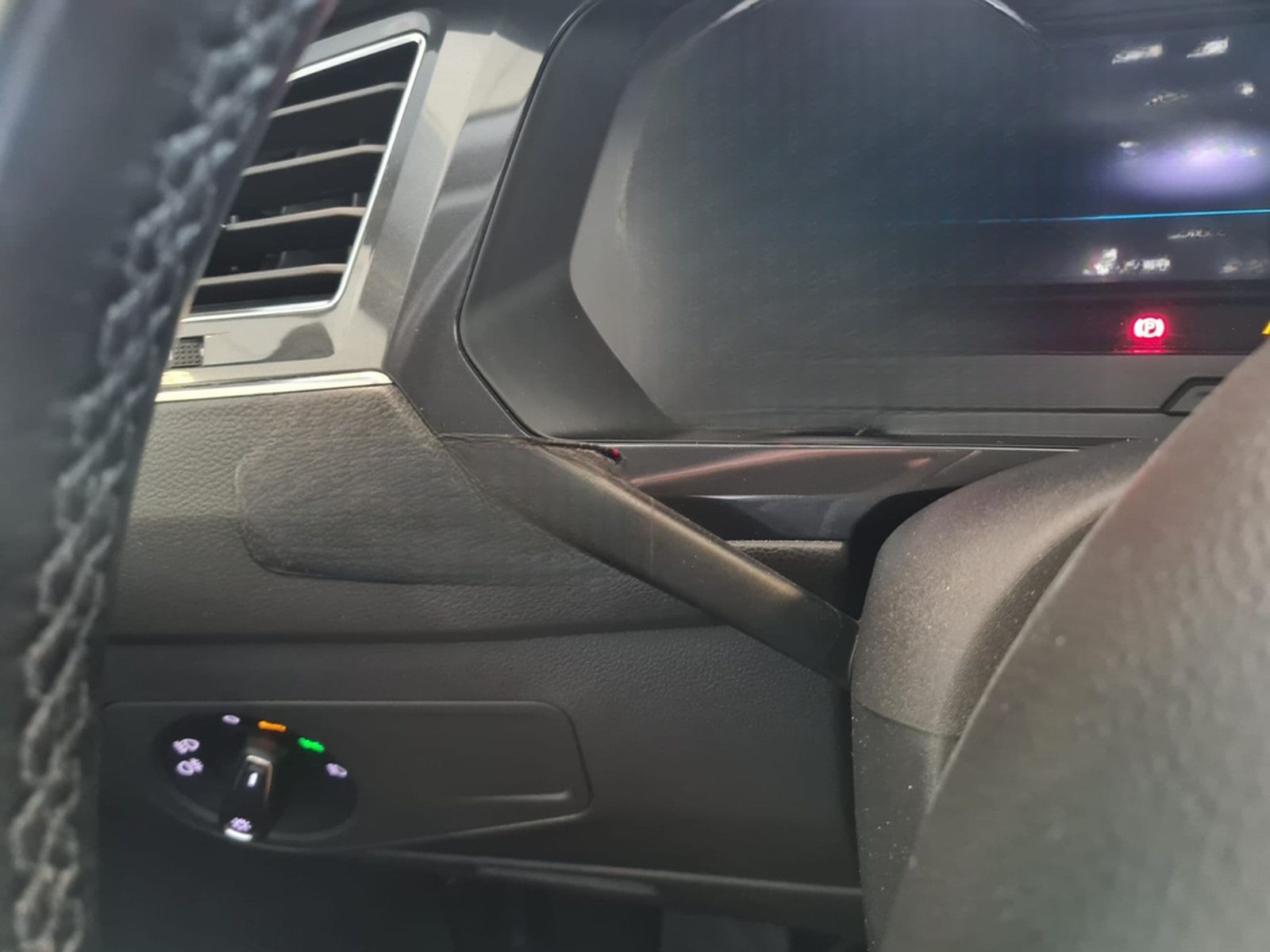 Volkswagen Tiguan Allspace Comfortline 4Motion / LED /NAVI/ foto 18