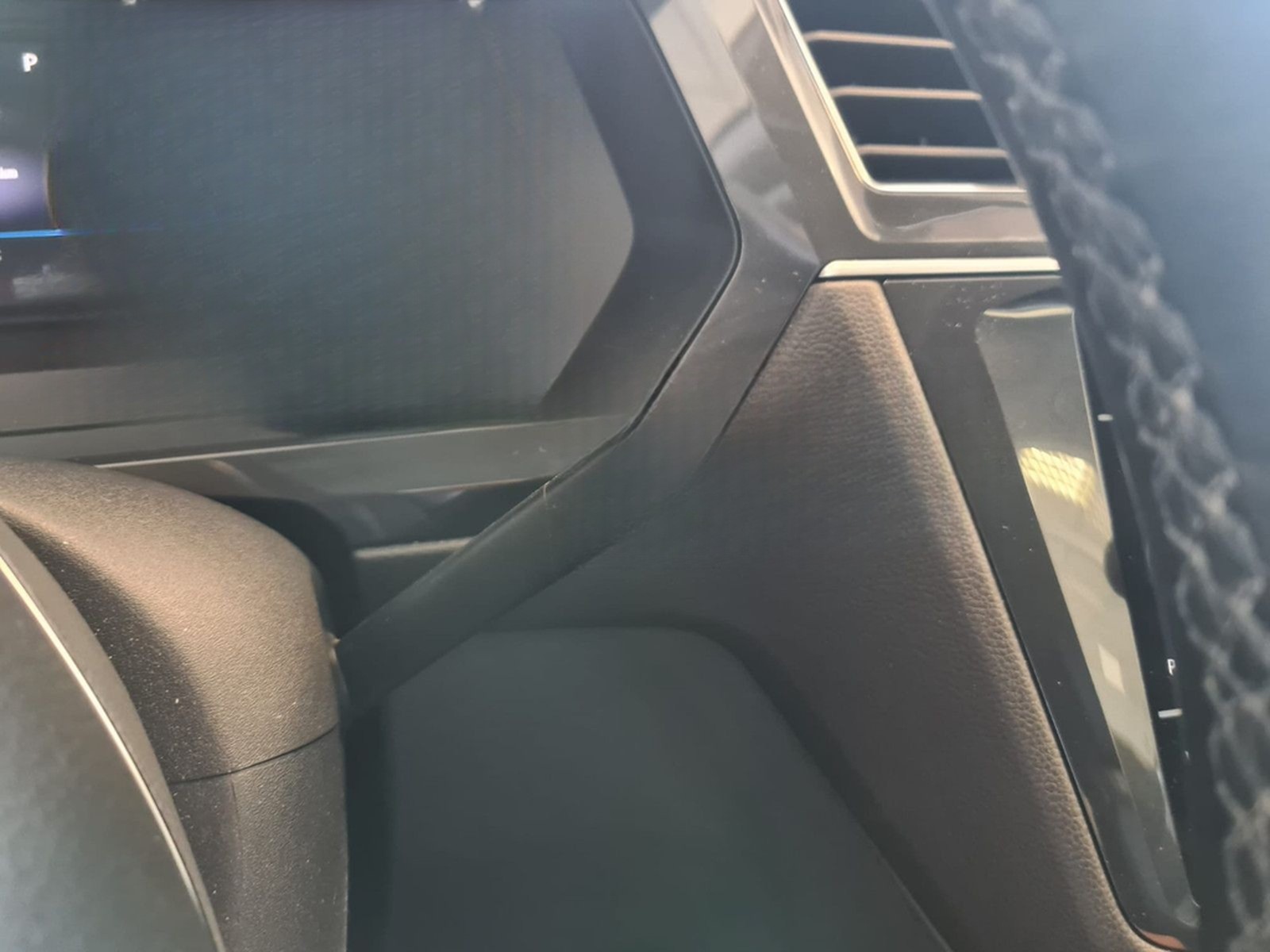 Volkswagen Tiguan Allspace Comfortline 4Motion / LED /NAVI/ foto 19