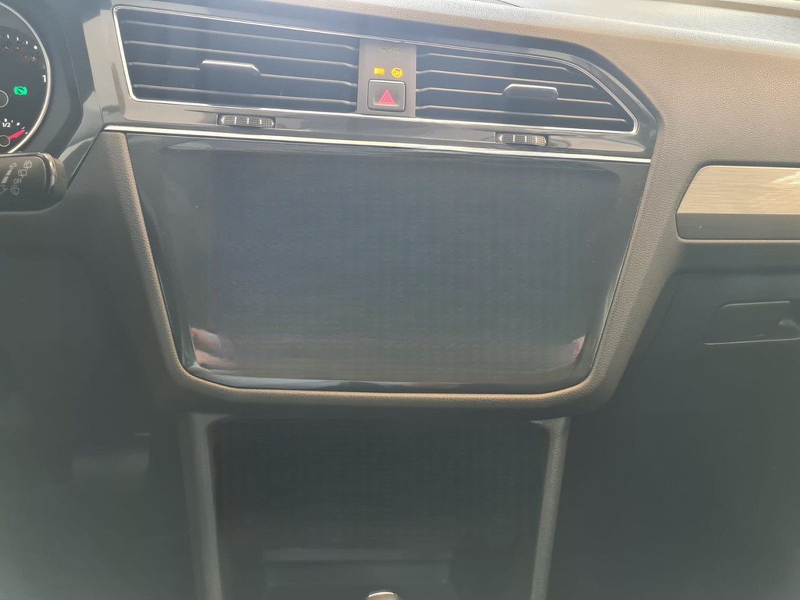 Volkswagen Tiguan Allspace Comfortline 4Motion / LED /NAVI/ foto 22