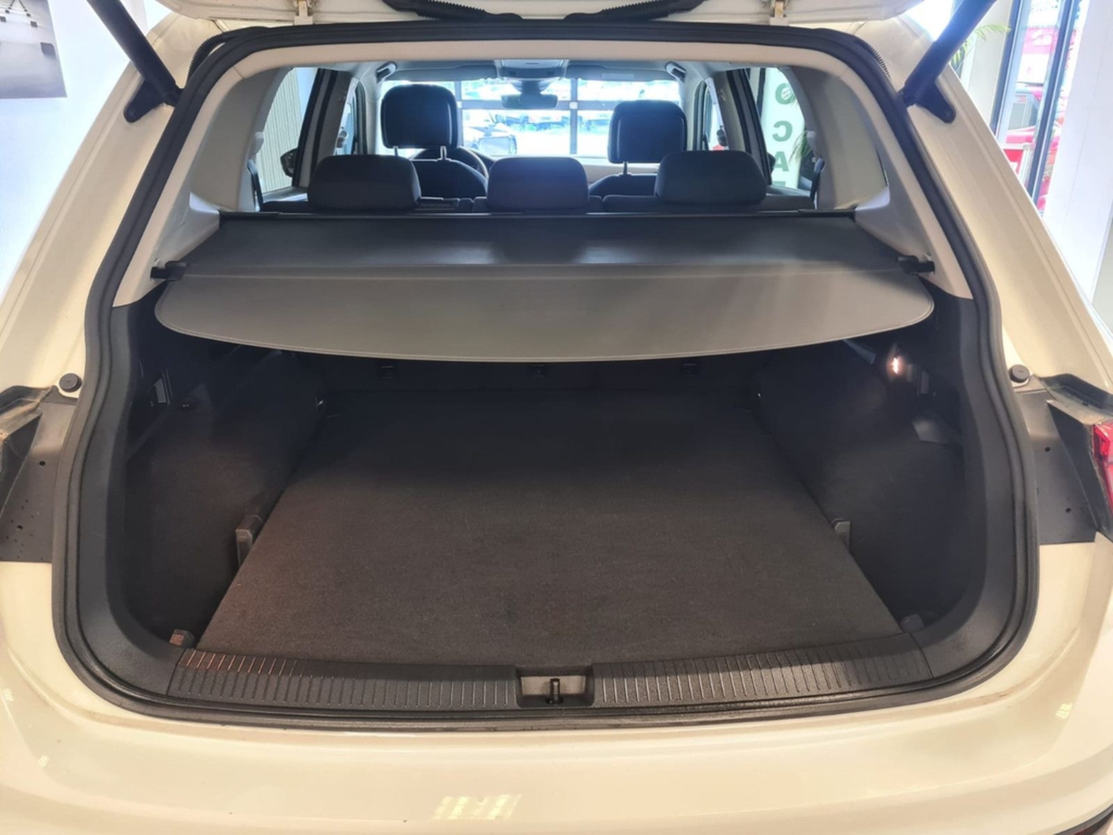 Volkswagen Tiguan Allspace Comfortline 4Motion / LED /NAVI/ foto 6