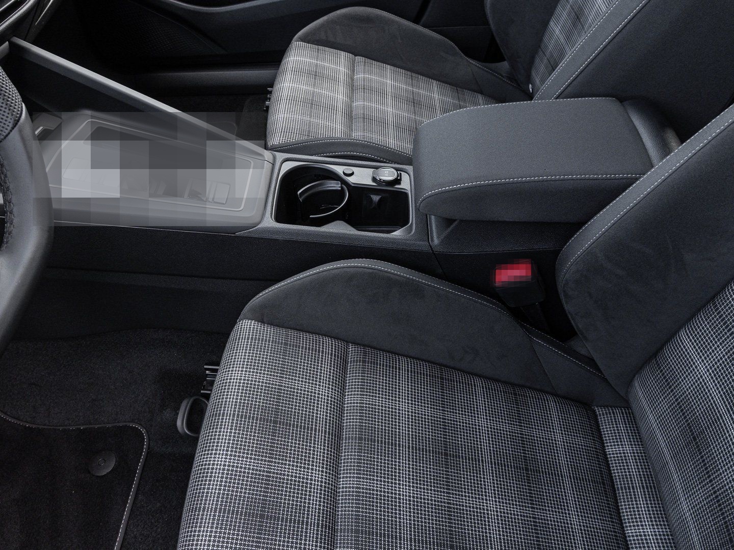Volkswagen Golf 2.0 TDI GTD Pano IQ Light foto 15