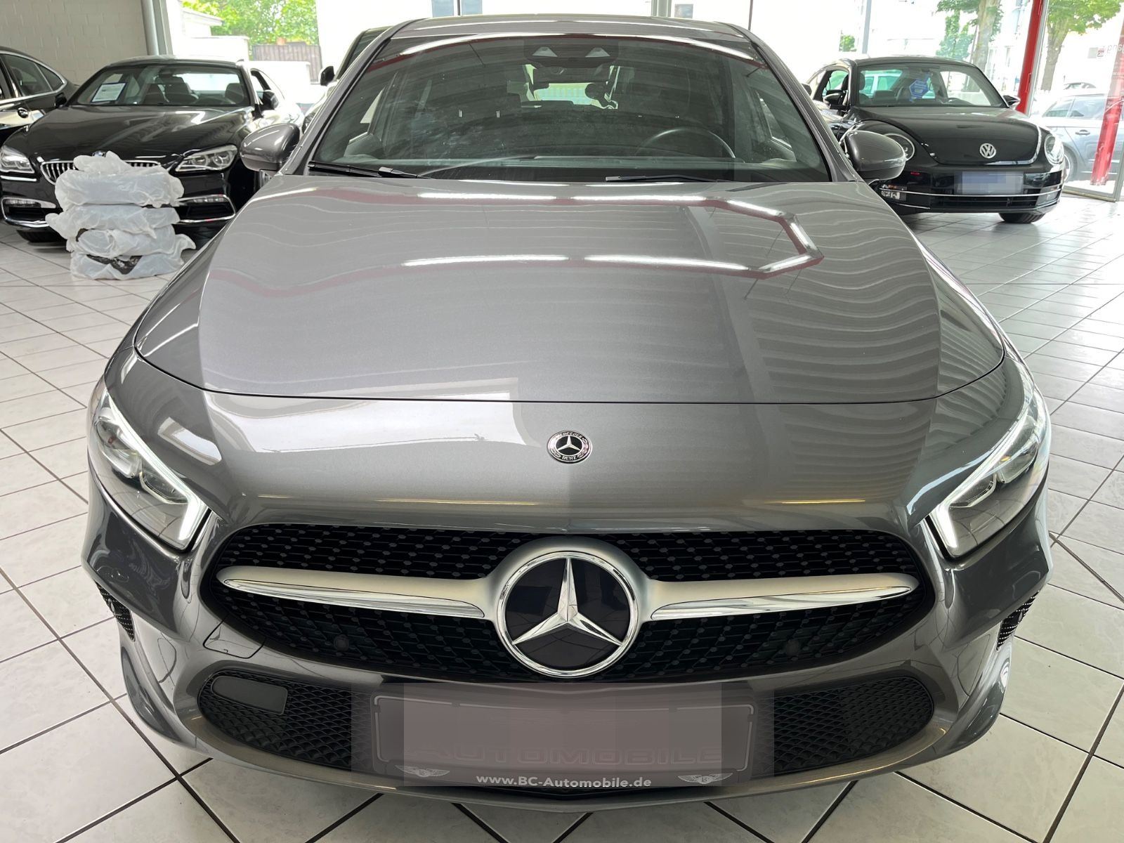 Mercedes-Benz A 200 Edition19 KEYLESS LED NAVI AMBIENTE KAMERA foto 2