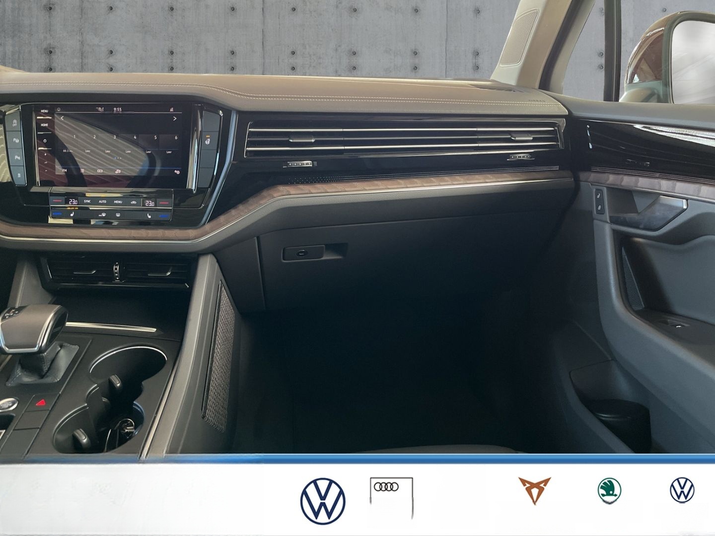 Volkswagen Touareg 3.0TDI Atmosphere 4Motion AHK RüFaKa SHZ foto 14