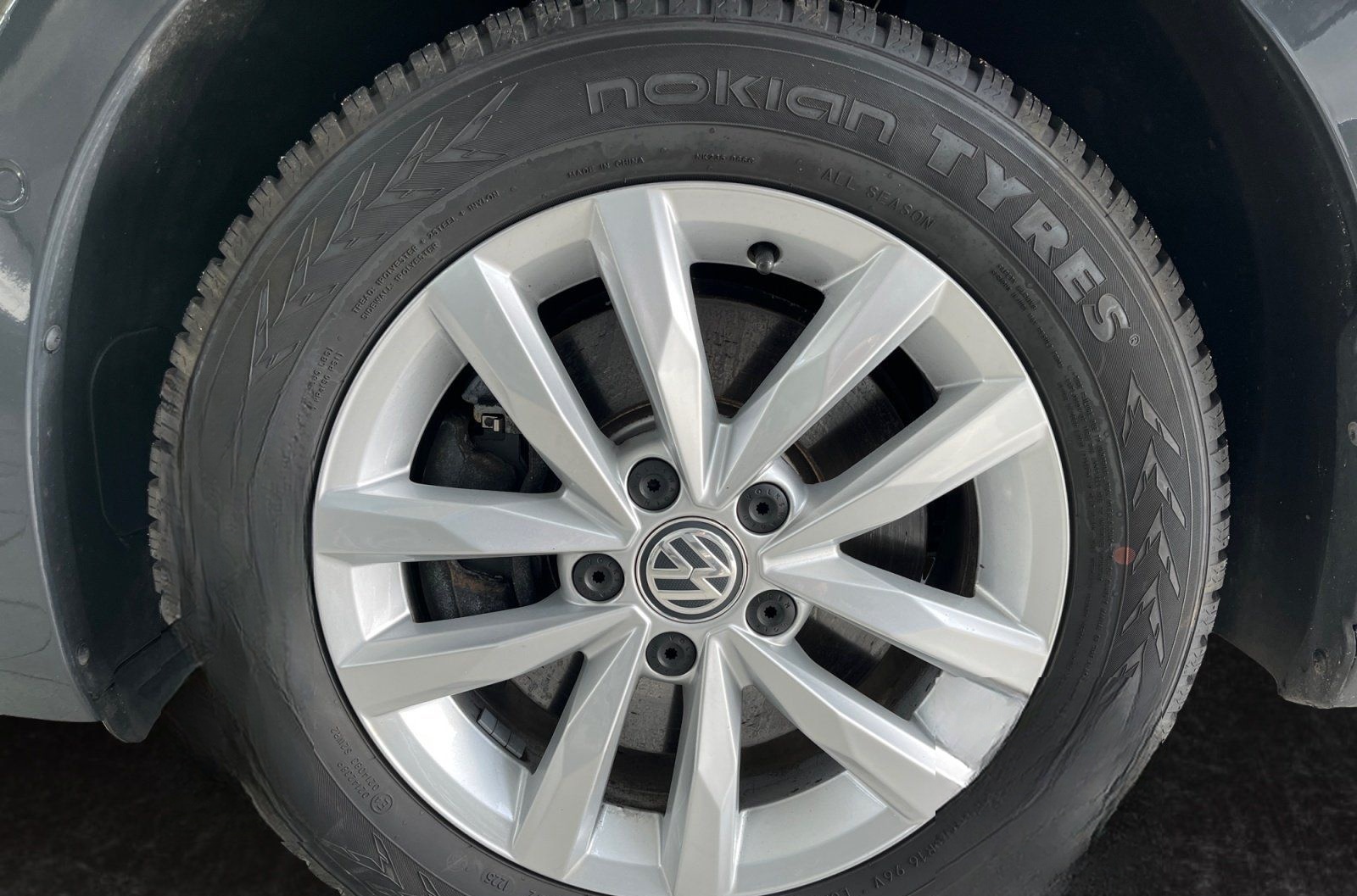 Volkswagen Touran Comfortline 2.0 TDI DSG Rückfahrkamera foto 15