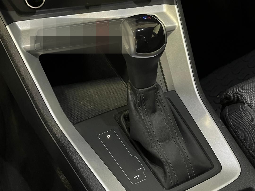 Audi Q3 Sportback S line 40 TDI Quattro S-tronic, 19" foto 12