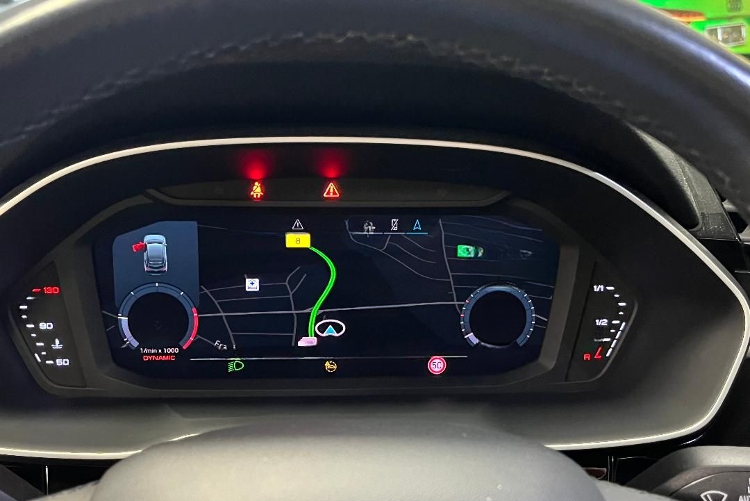 Audi Q3 Sportback S line 40 TDI Quattro S-tronic, 19" foto 15