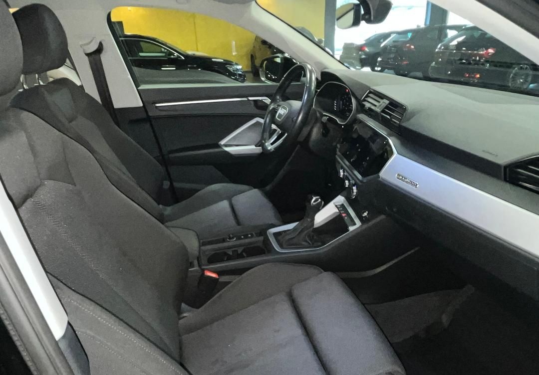 Audi Q3 Sportback S line 40 TDI Quattro S-tronic, 19" foto 8