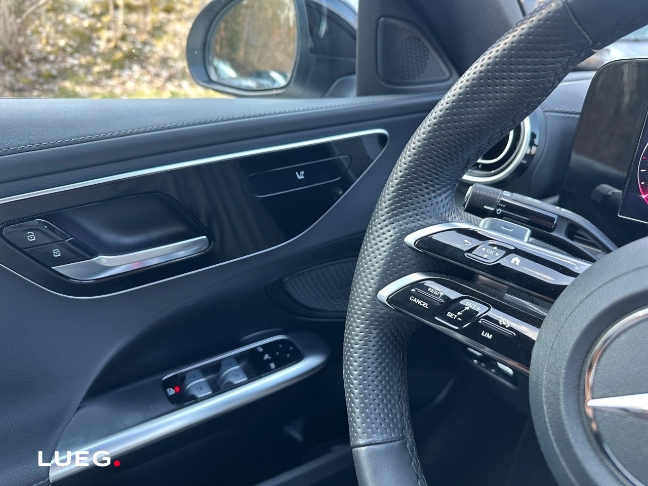 Mercedes-Benz C 220 d AMG+NIGHT+RÜCKFKAM+AMBIENTE+VERKZ ERKENN foto 18