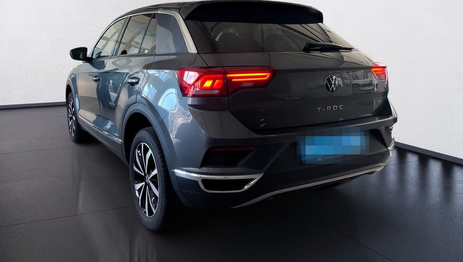 Volkswagen T-Roc STYLE TSI DSG+AHK+ALU 17+ACC+APP CONNECT+R foto 4