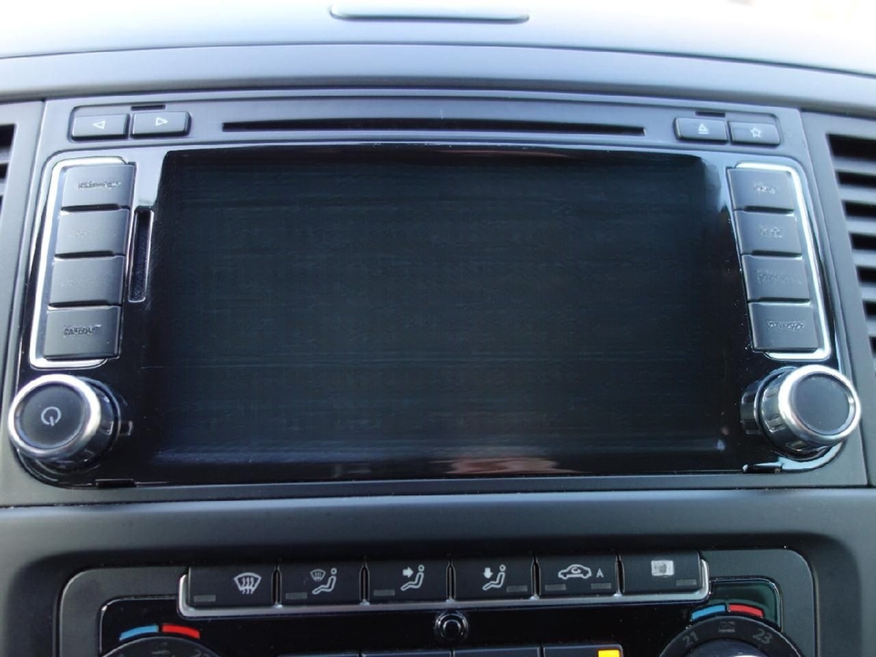Volkswagen T5 Bus Multivan Comfortl AHK Autom NAVI el.Türen foto 23