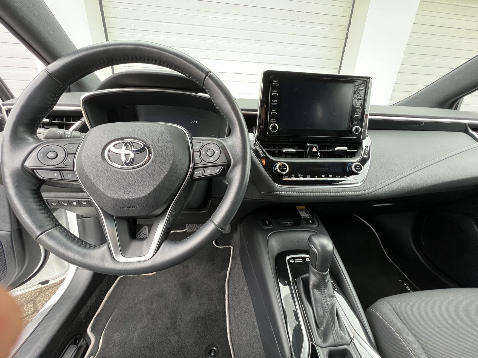 Toyota Corolla Touring Sports 1.8 Hybrid Team D 1.Hand foto 9
