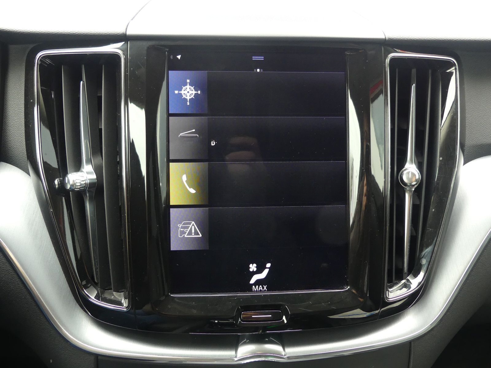 Volvo XC60 Momentum Pro 2WD Leder*Navi*SHZ foto 19