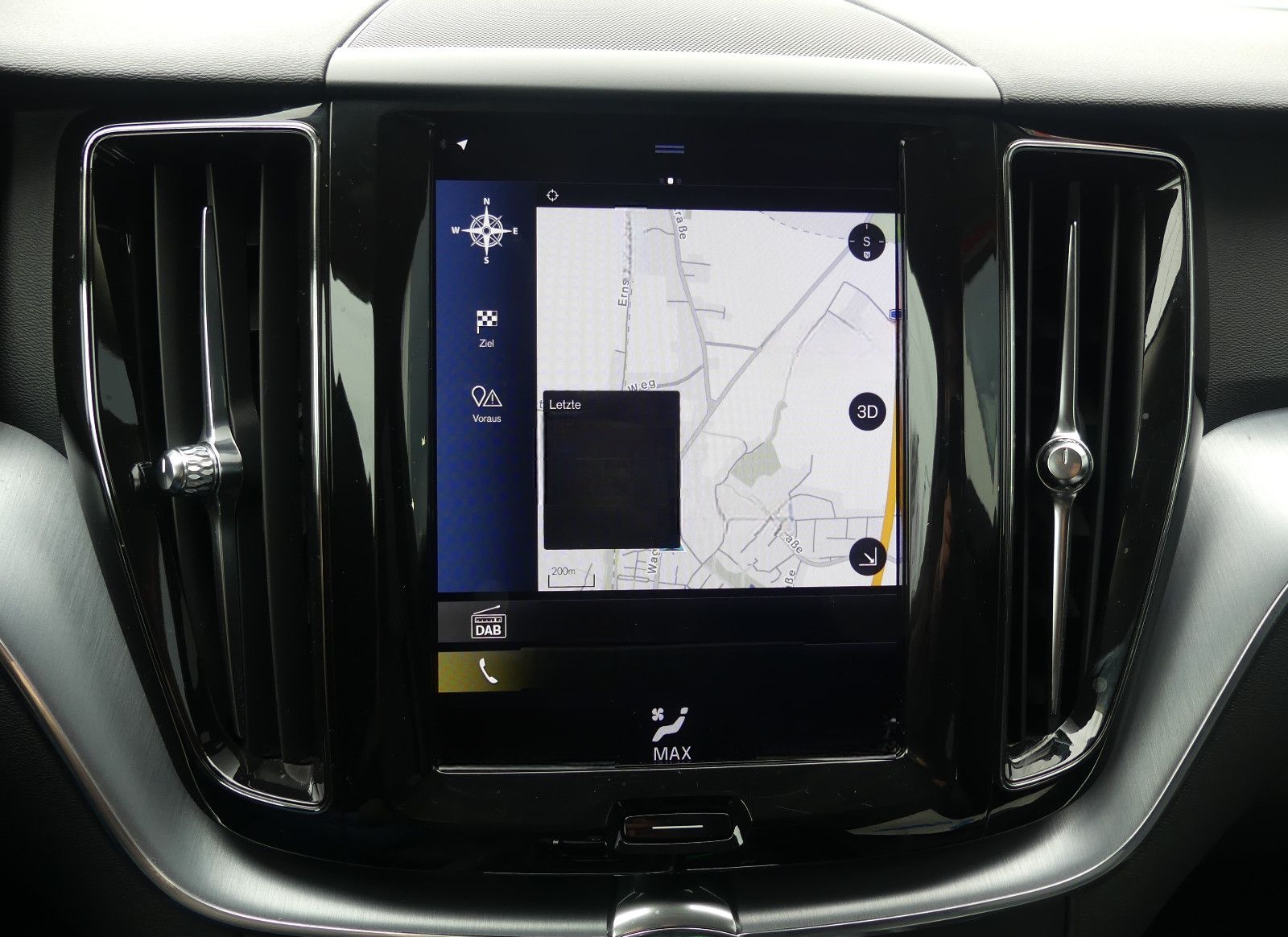 Volvo XC60 Momentum Pro 2WD Leder*Navi*SHZ foto 20