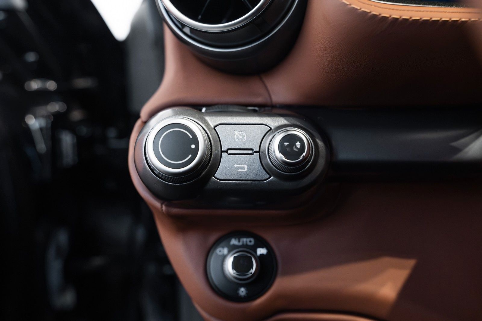 Ferrari 812 Superfast 6.5 V12 *AFS*19%MwSt.*6800km foto 23