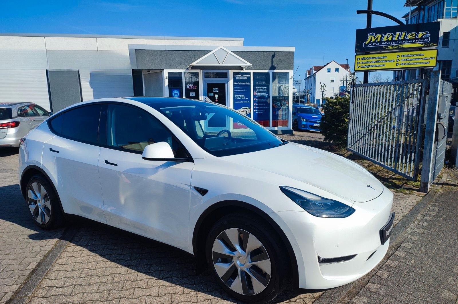 Tesla Model Y "AHK" Long Range Dual AWD foto 5