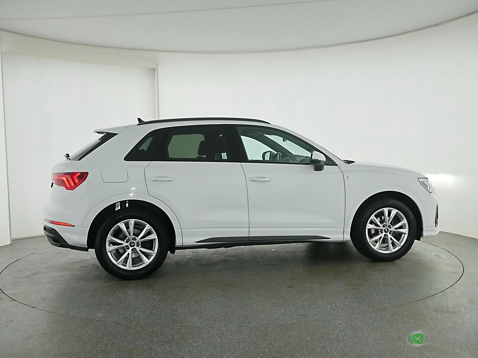 Audi Q3 35 TFSI S line LED/ACC/R-Kamera/Navi/V-Cockp. foto 12