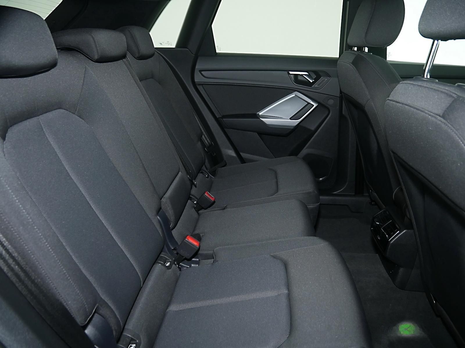 Audi Q3 35 TFSI S line LED/ACC/R-Kamera/Navi/V-Cockp. foto 5