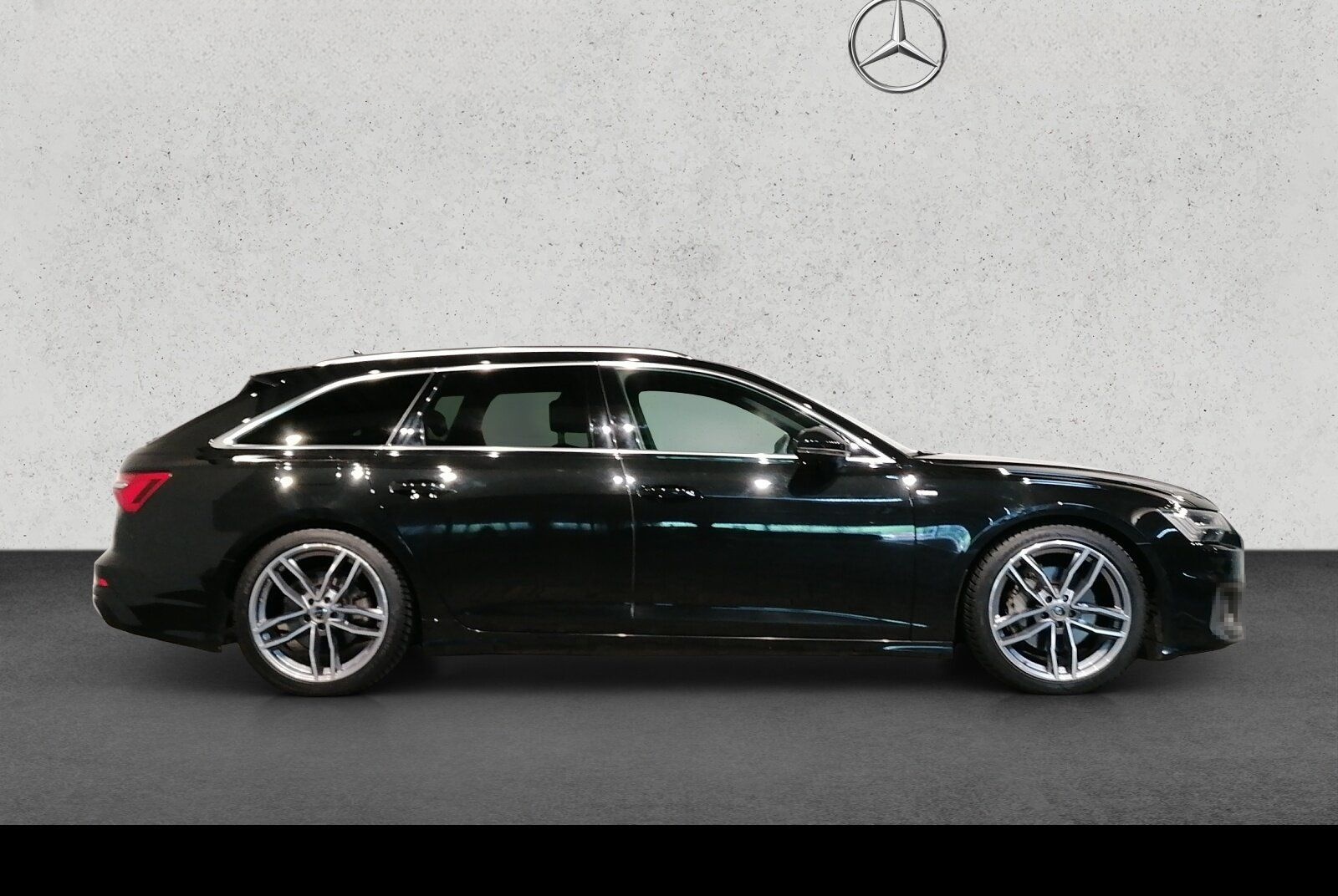 Audi A6 AVANT 45TDI QUATTRO S-LINE | PANO | AHK | RFK foto 2