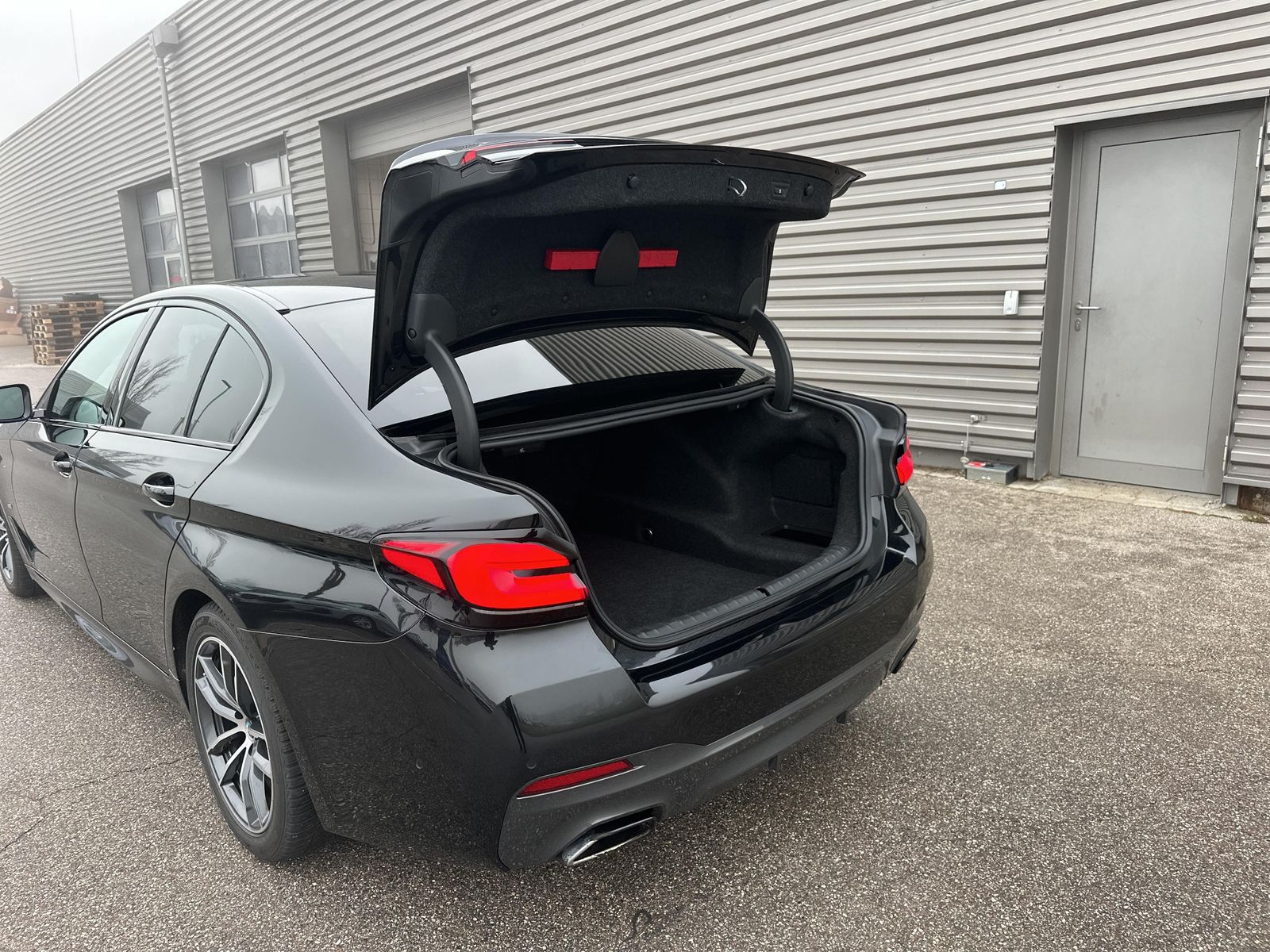 BMW 530d Limousine foto 12