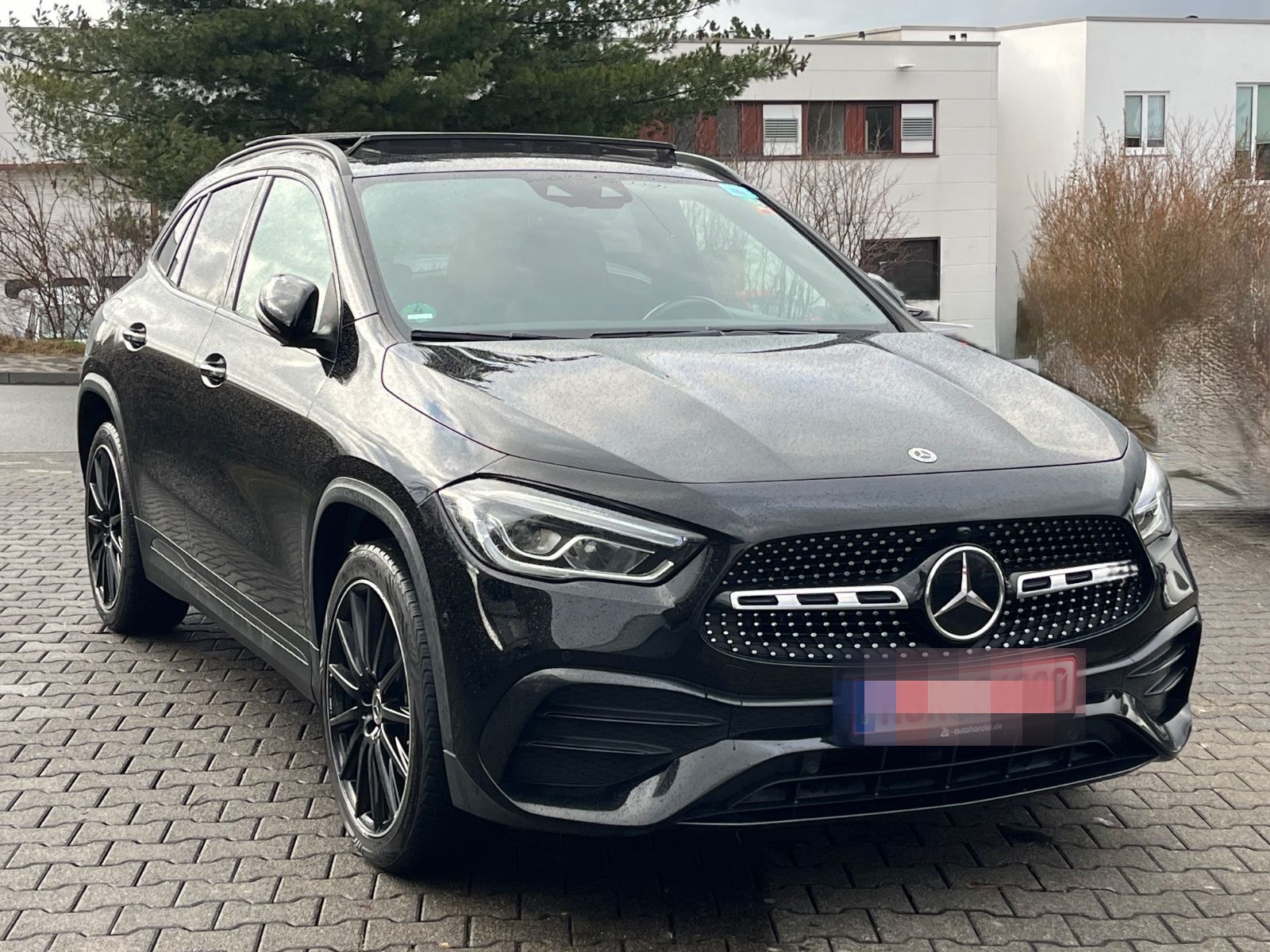 Mercedes-Benz GLA 250e AMG Night Pano LED 20°Wide Distronic foto 4