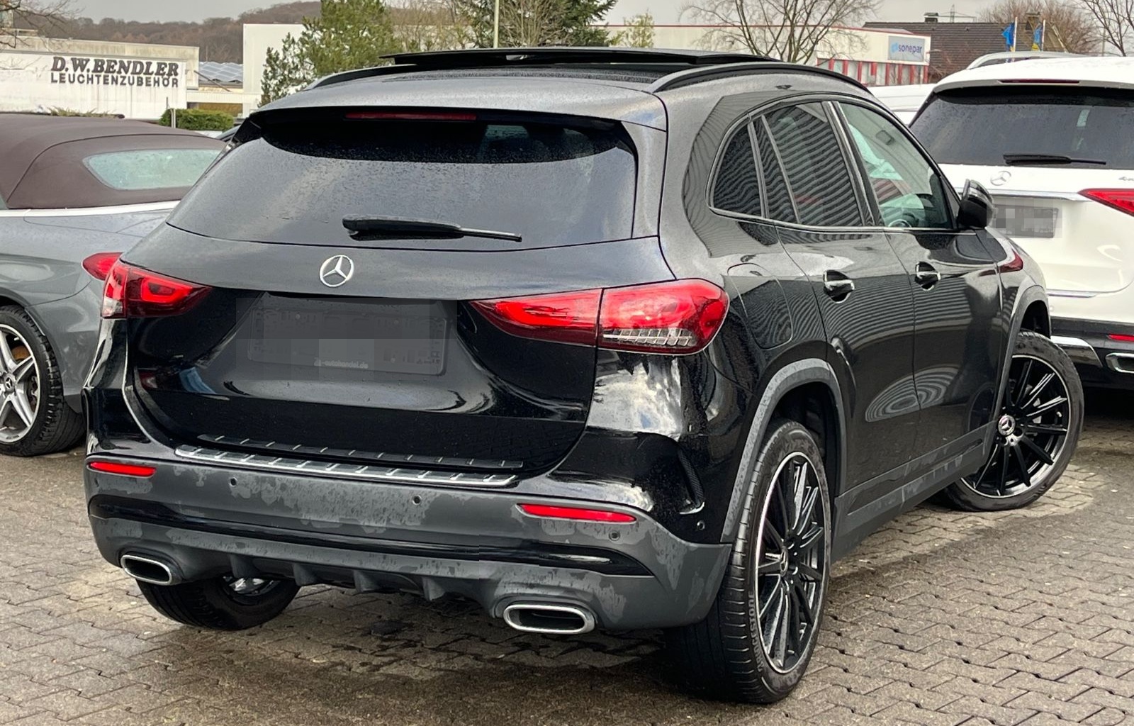 Mercedes-Benz GLA 250e AMG Night Pano LED 20°Wide Distronic foto 7