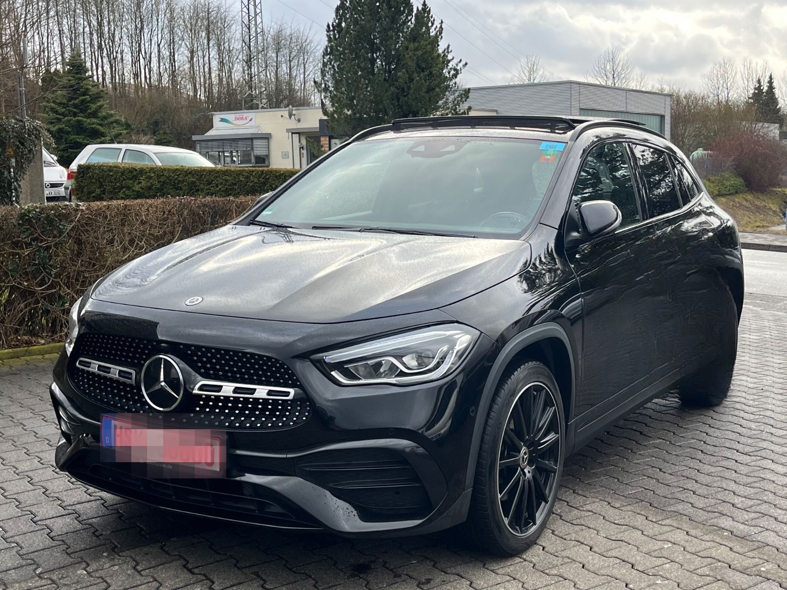 Mercedes-Benz GLA 250e AMG Night Pano LED 20°Wide Distronic foto 8