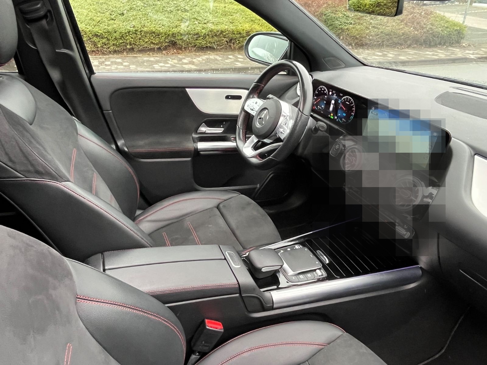 Mercedes-Benz GLA 250e AMG Night Pano LED 20°Wide Distronic foto 9