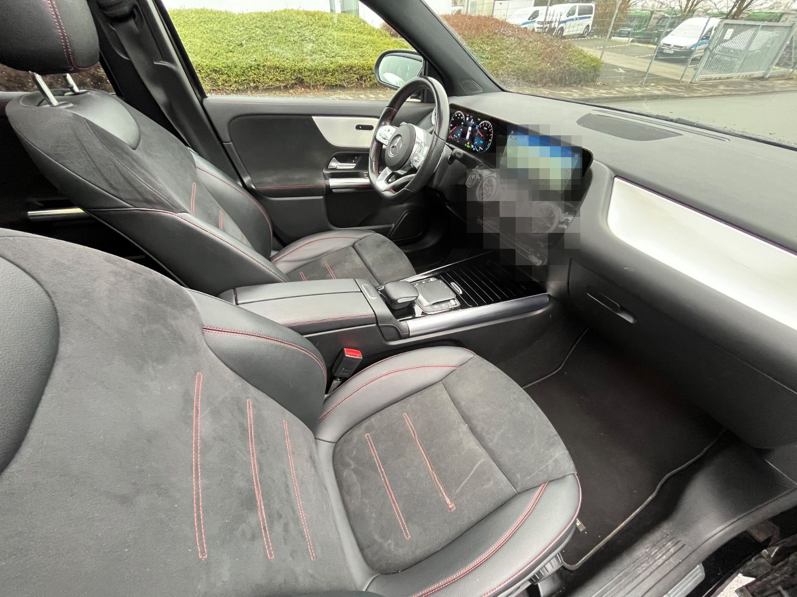Mercedes-Benz GLA 250e AMG Night Pano LED 20°Wide Distronic foto 10