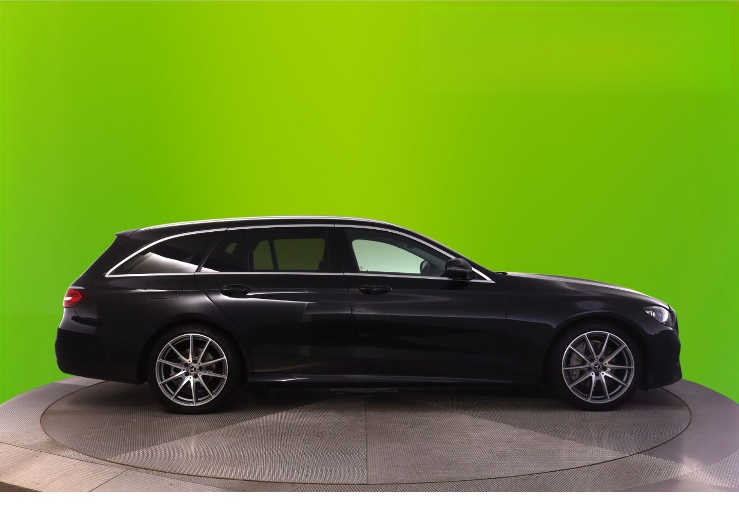 Mercedes-Benz E 220 d T 9G-tronic AMG Line+BURME+PANO+AHK+KAME foto 2