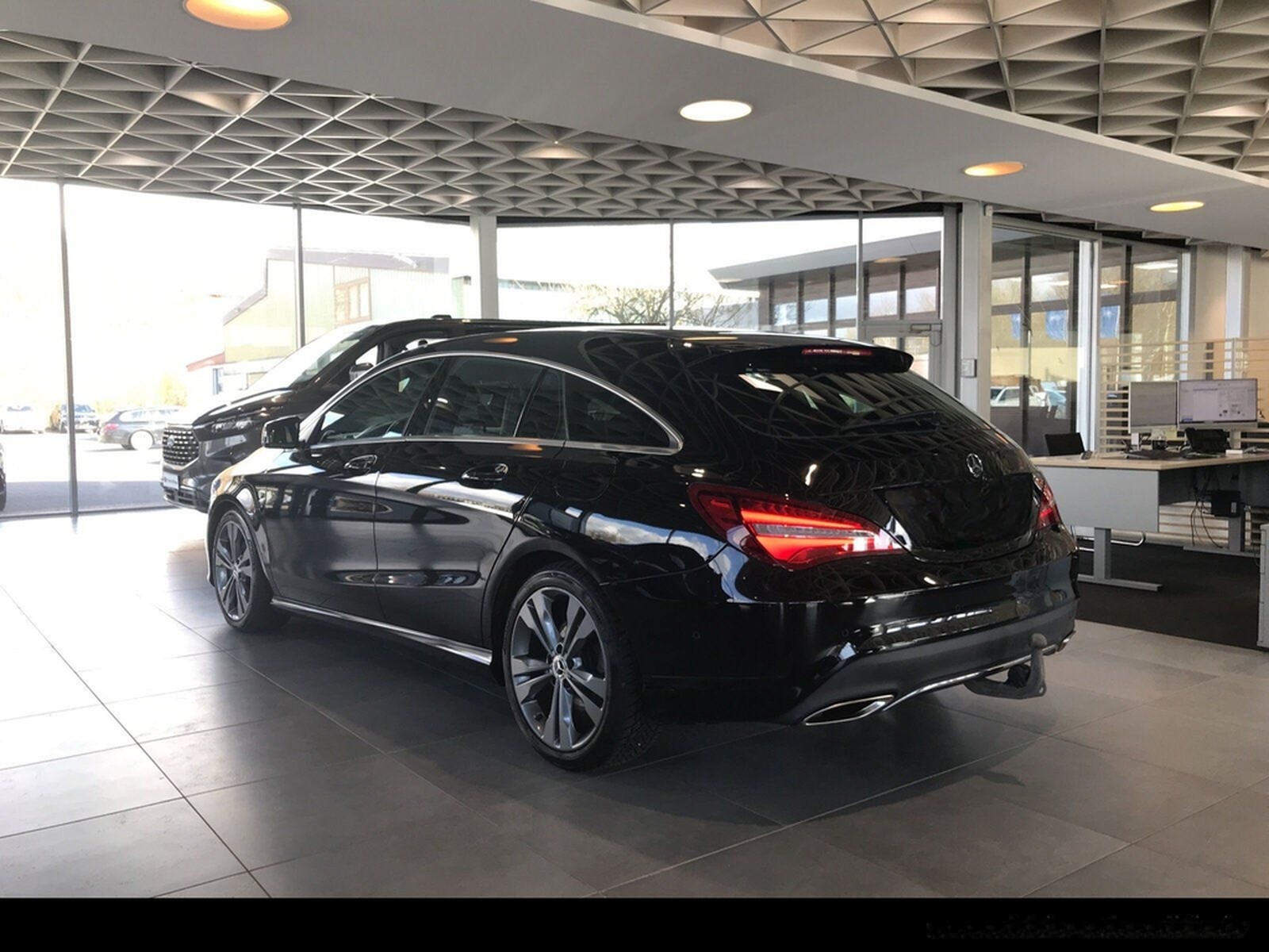 Mercedes-Benz CLA 200 Shooting Brake Urban AHK/LED/Navi/Klima foto 12