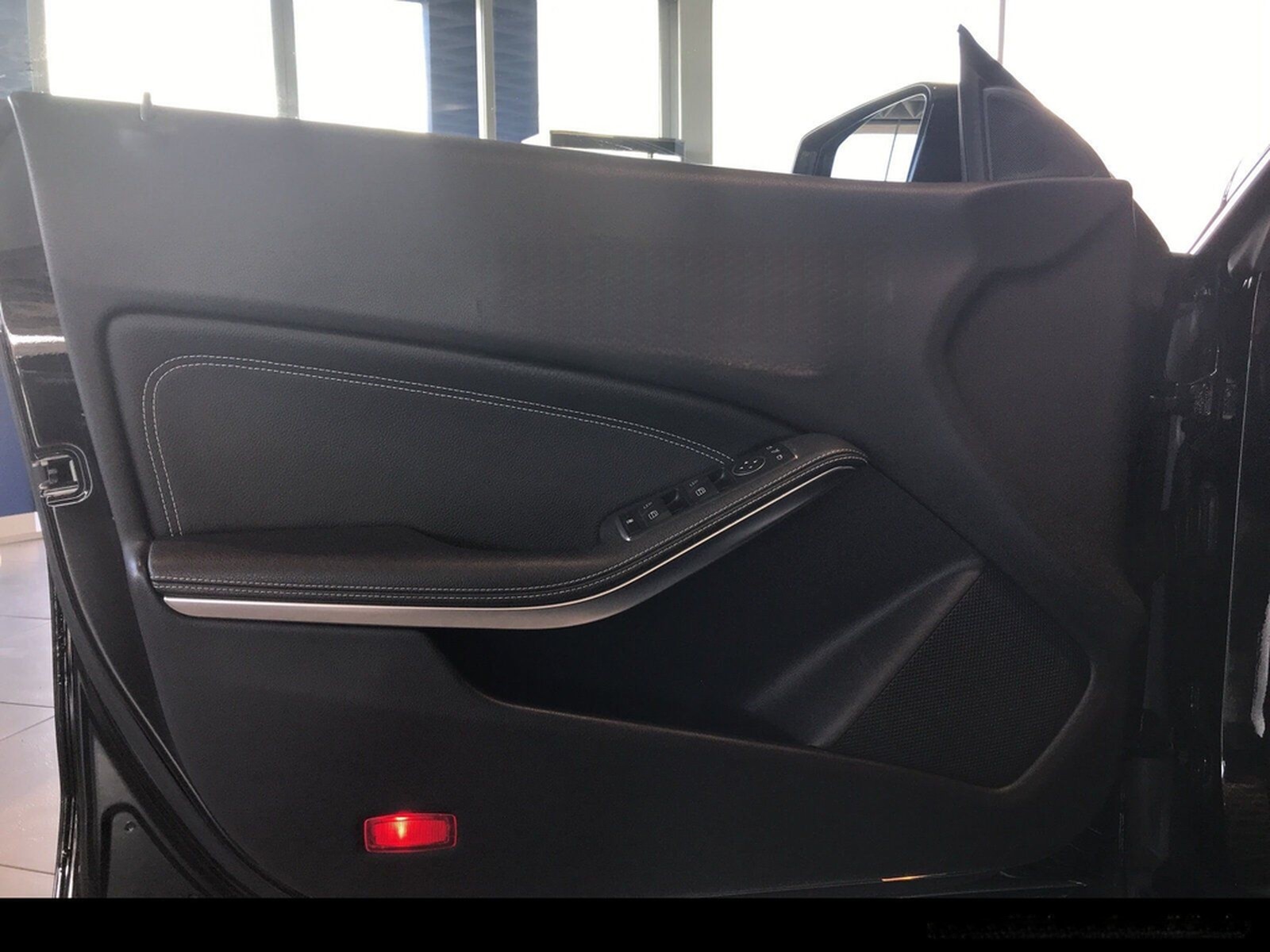 Mercedes-Benz CLA 200 Shooting Brake Urban AHK/LED/Navi/Klima foto 17
