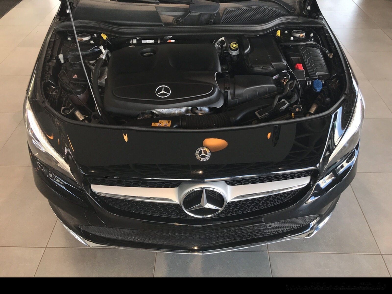 Mercedes-Benz CLA 200 Shooting Brake Urban AHK/LED/Navi/Klima foto 18