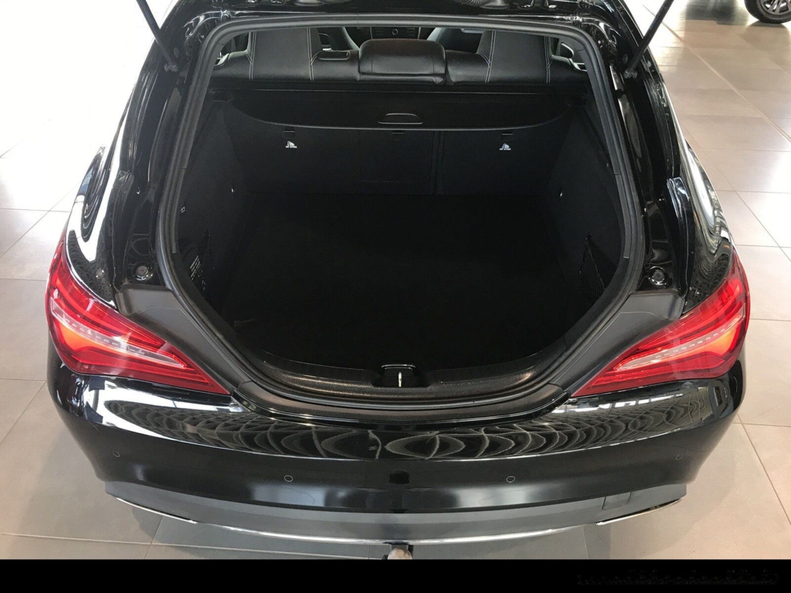 Mercedes-Benz CLA 200 Shooting Brake Urban AHK/LED/Navi/Klima foto 19