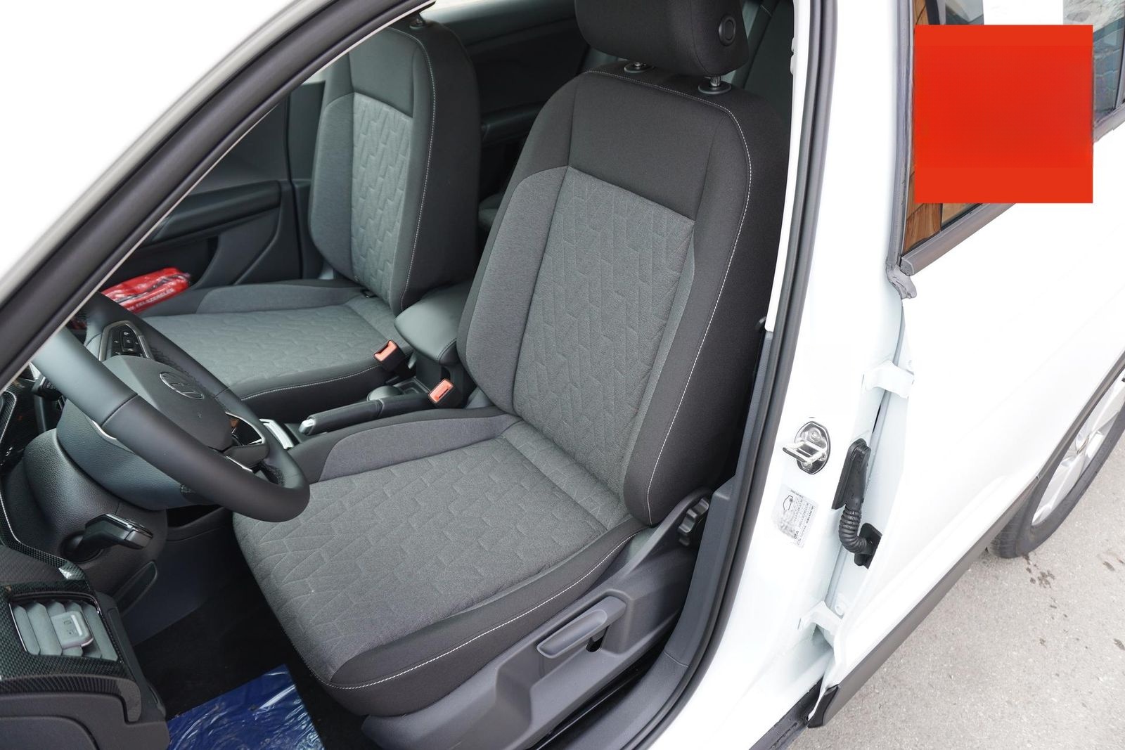 Volkswagen T-Cross 1.0 TSI 95PS CARPLAY/ACC/PDC/KLIMA 1.... foto 15