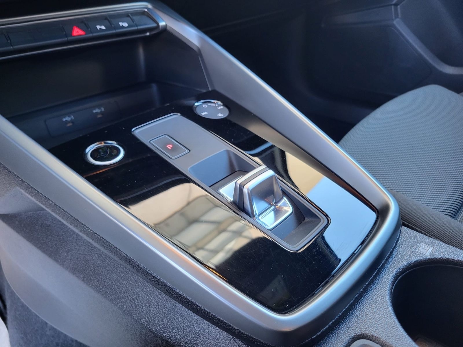 Audi A3 Sportback 35 TDI advanced Navi LED Matrix AHK foto 19