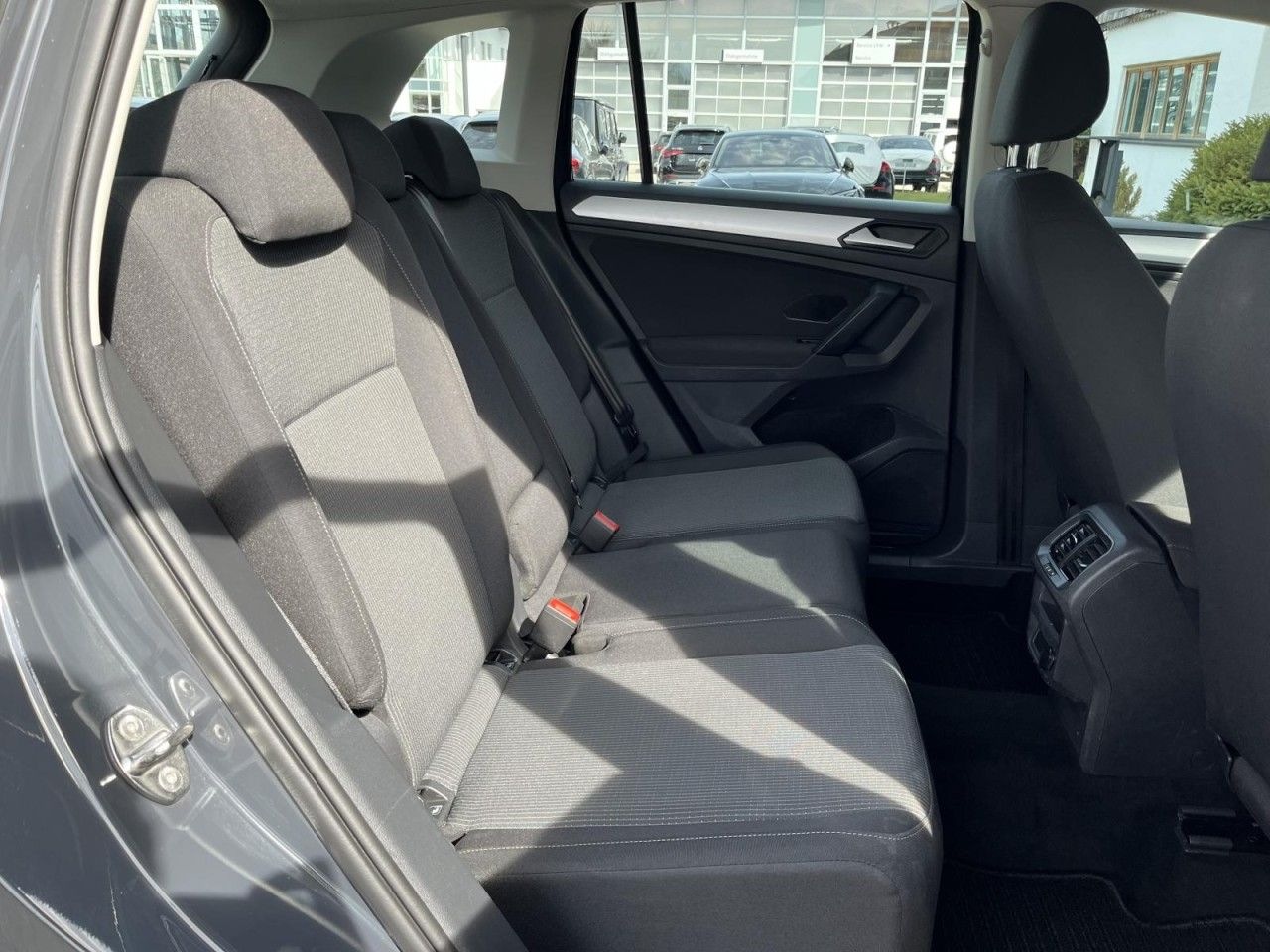 Volkswagen Tiguan 2,0 TDI (LED+Navi+DAB+) Klima Navi foto 10