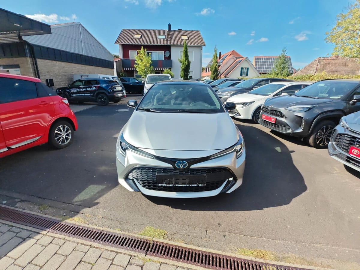 Toyota Corolla Hybrid Style foto 11