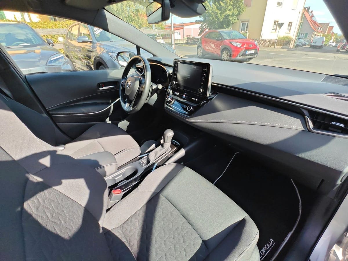 Toyota Corolla Hybrid Style foto 16