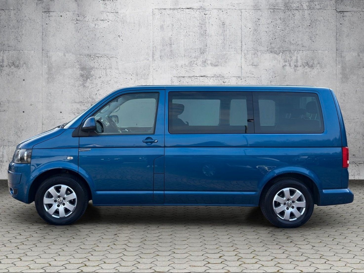 Volkswagen T5 2.0 TDI Bus Multivan *7 Sitze*AHK*SHZ*PDC* foto 4
