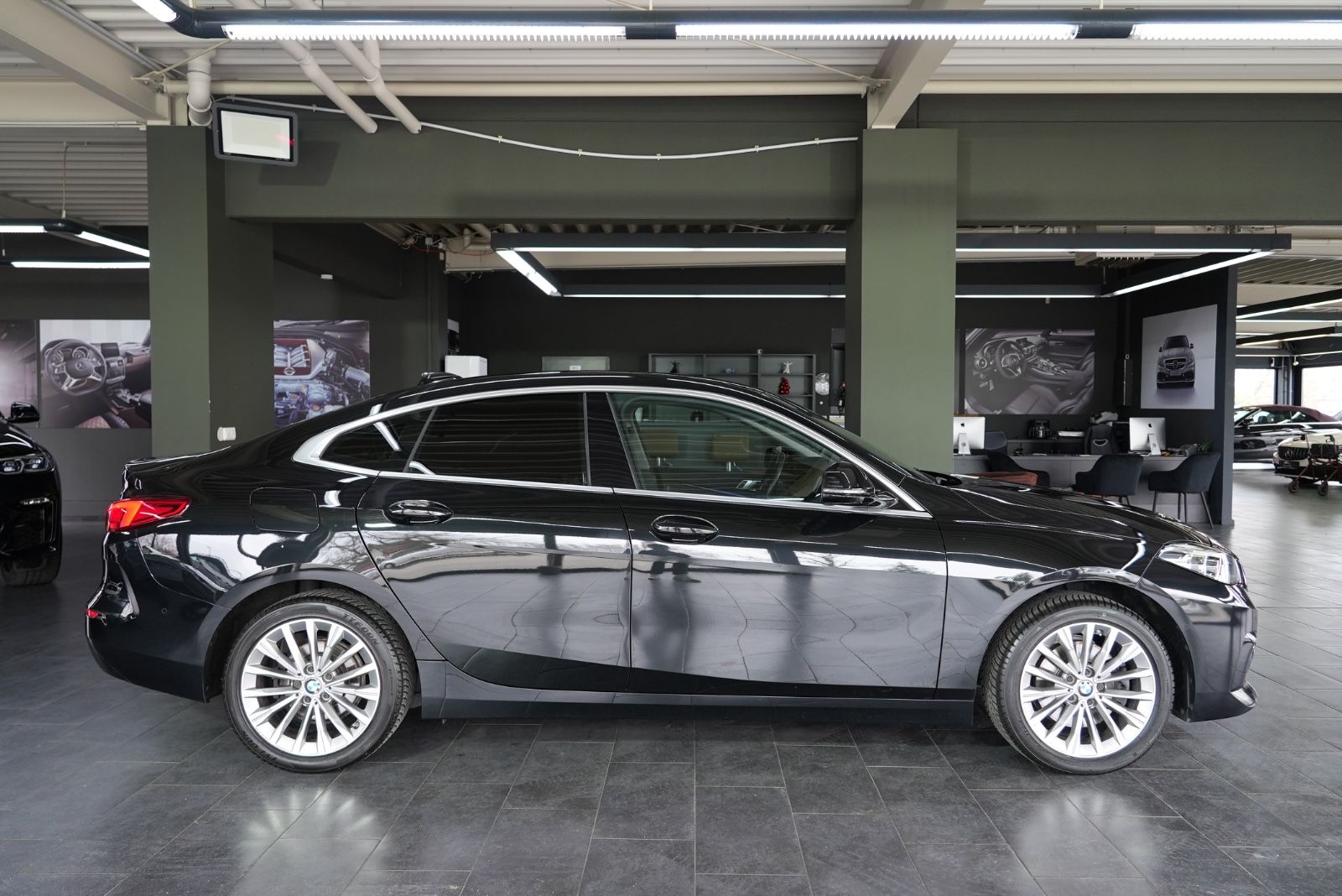 BMW 218i Gran Coupé Luxury Line foto 7